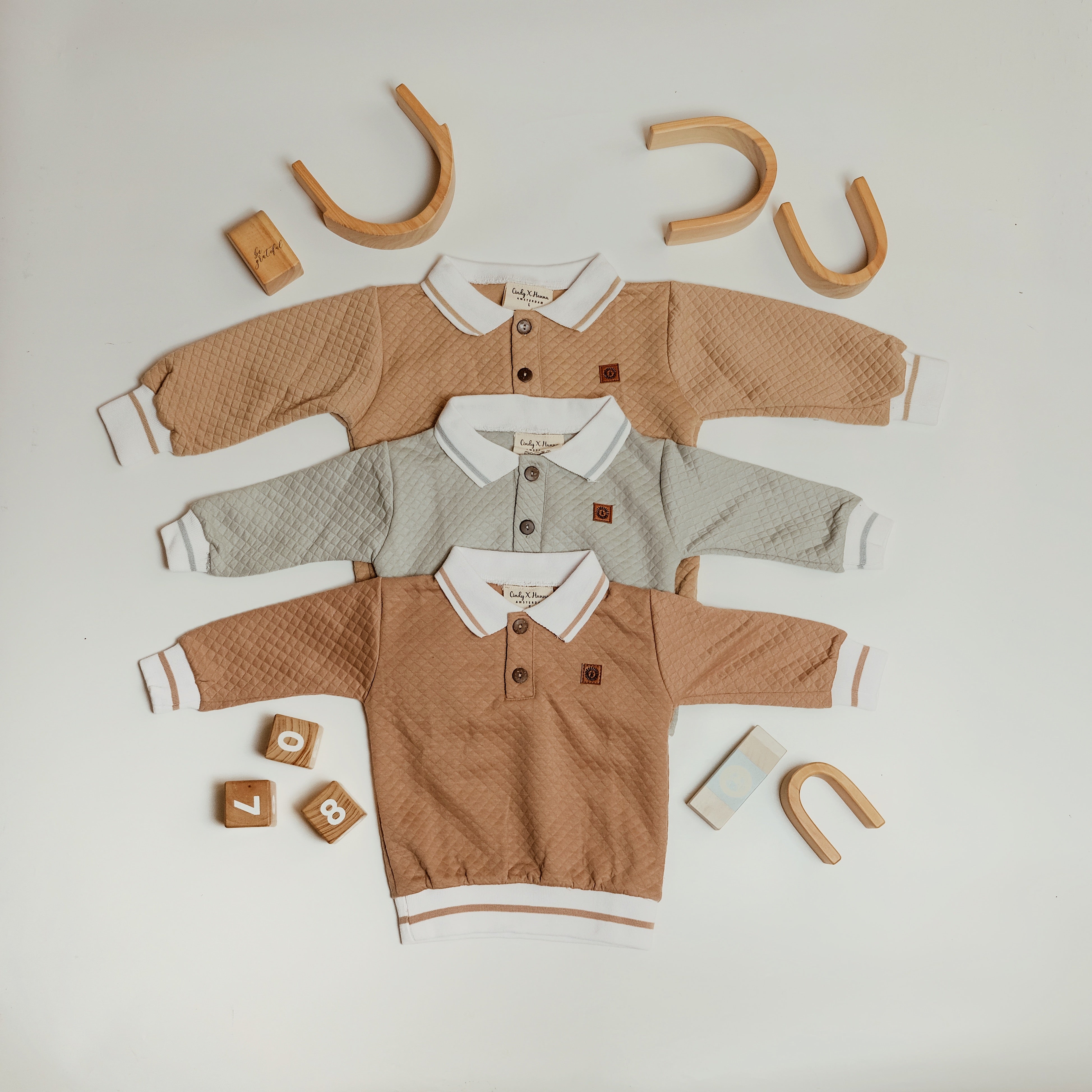Collar sweater