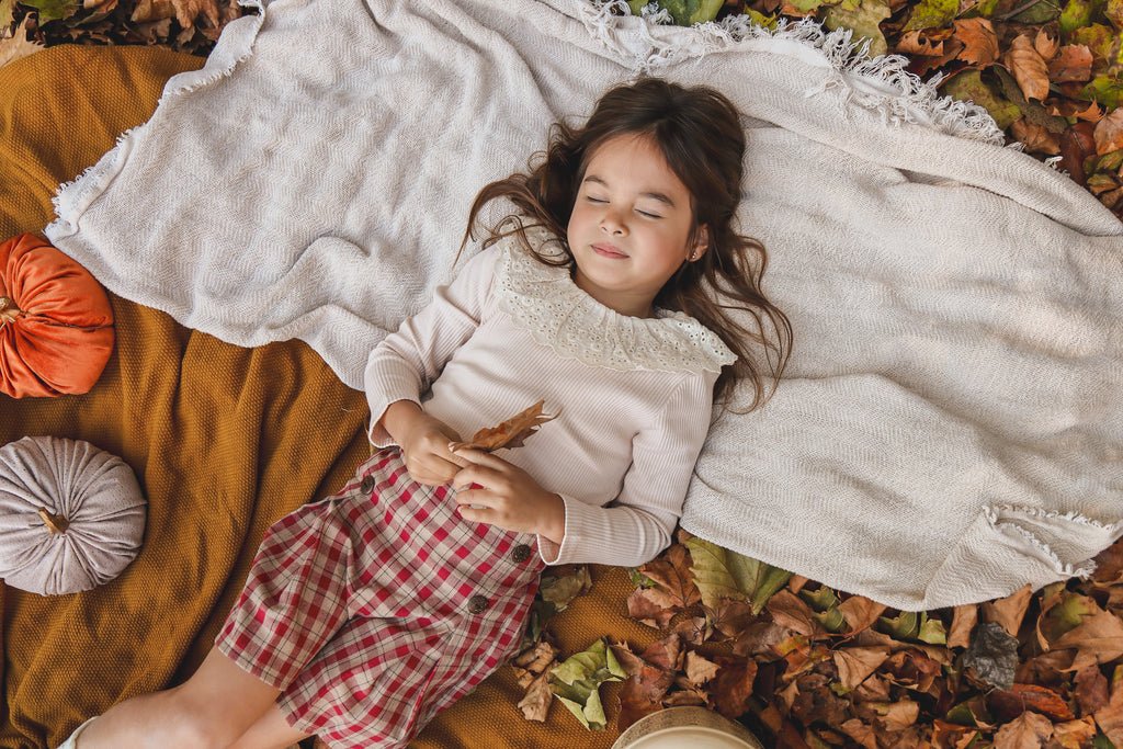Fleur Ruffle Collar
