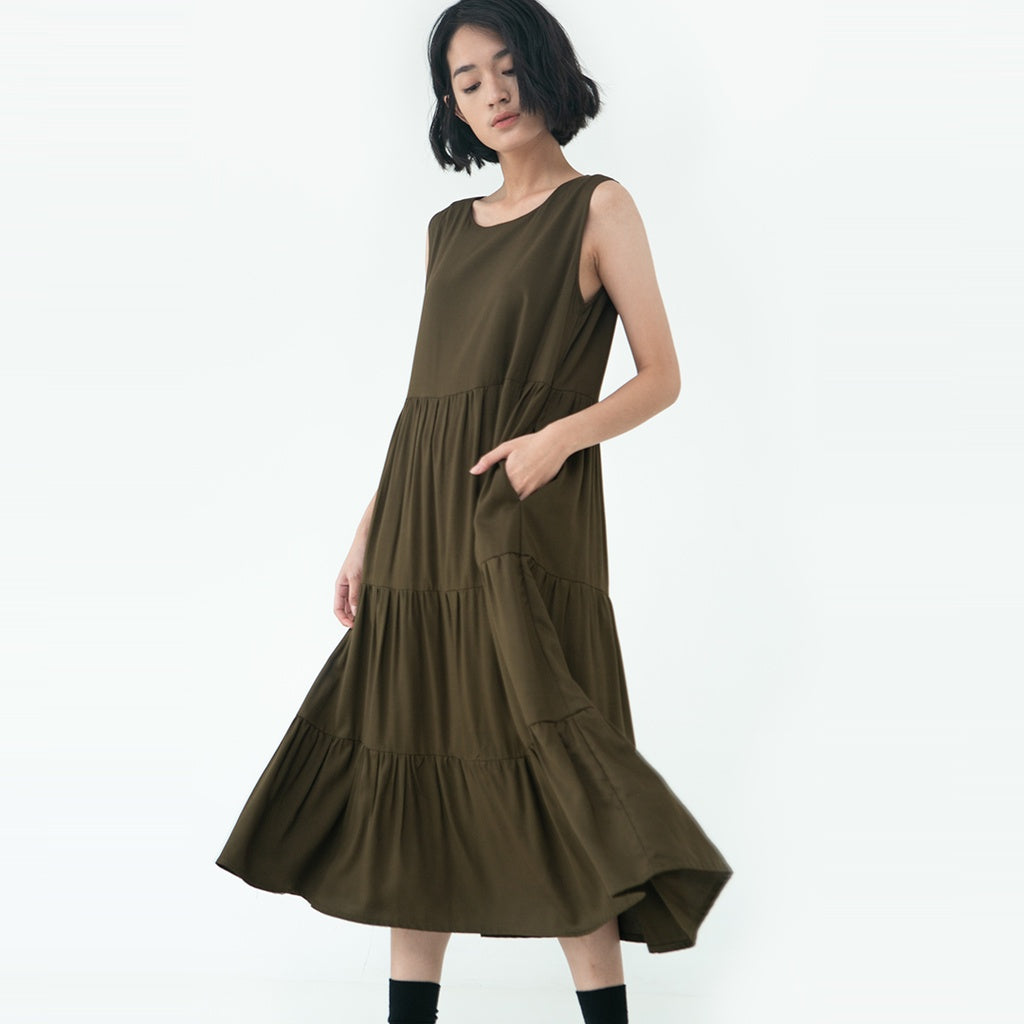 Bree - Sleeveless Midi Dress