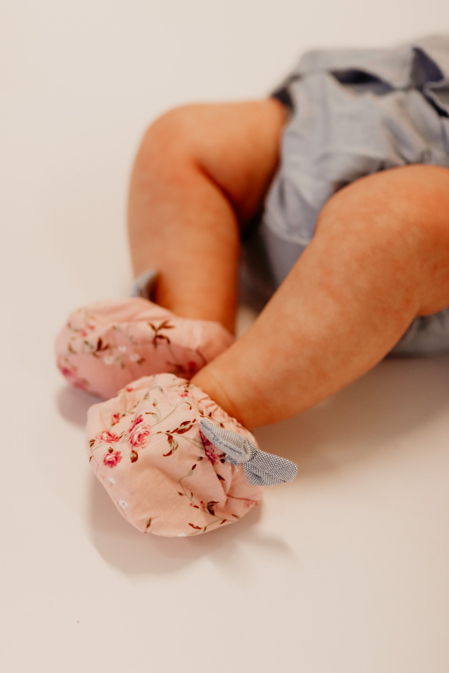 ISABEL NEWBORN OVERALL SET ( INCLUDE BOOTIES & HEADBAND )