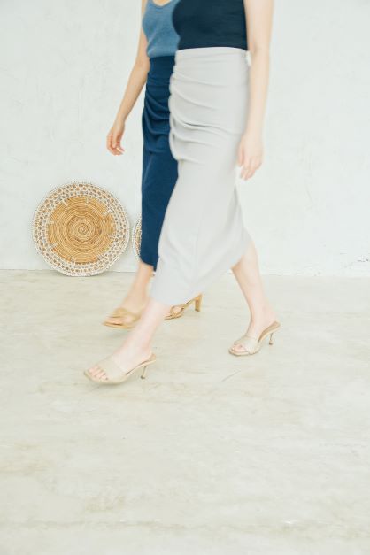 Asymmetrical skirt