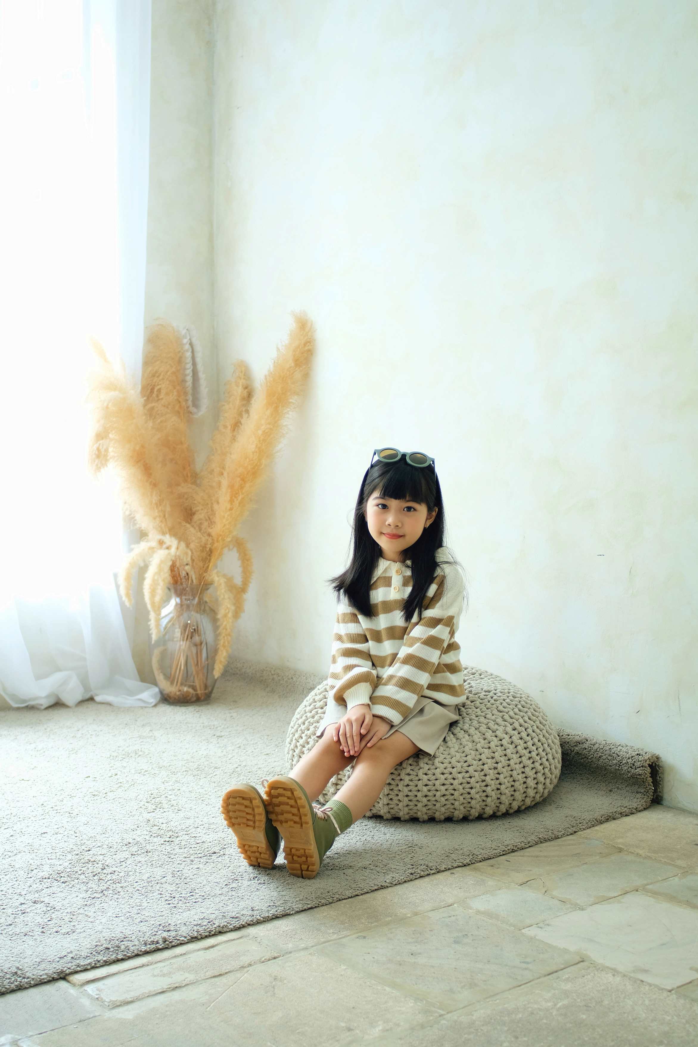 NAURA STRIPE SWEATER