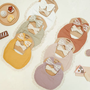 SET VINTAGE BABY BIBS ( BIB & 2 HEADBANDS )