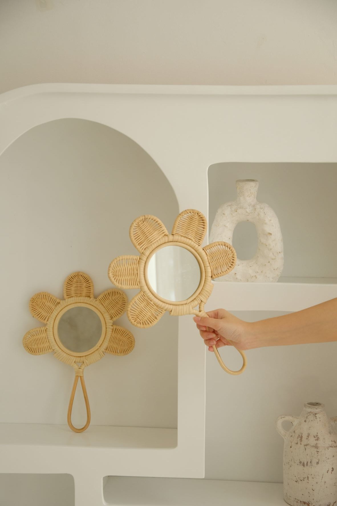 Vintage Daisy Hand Mirror