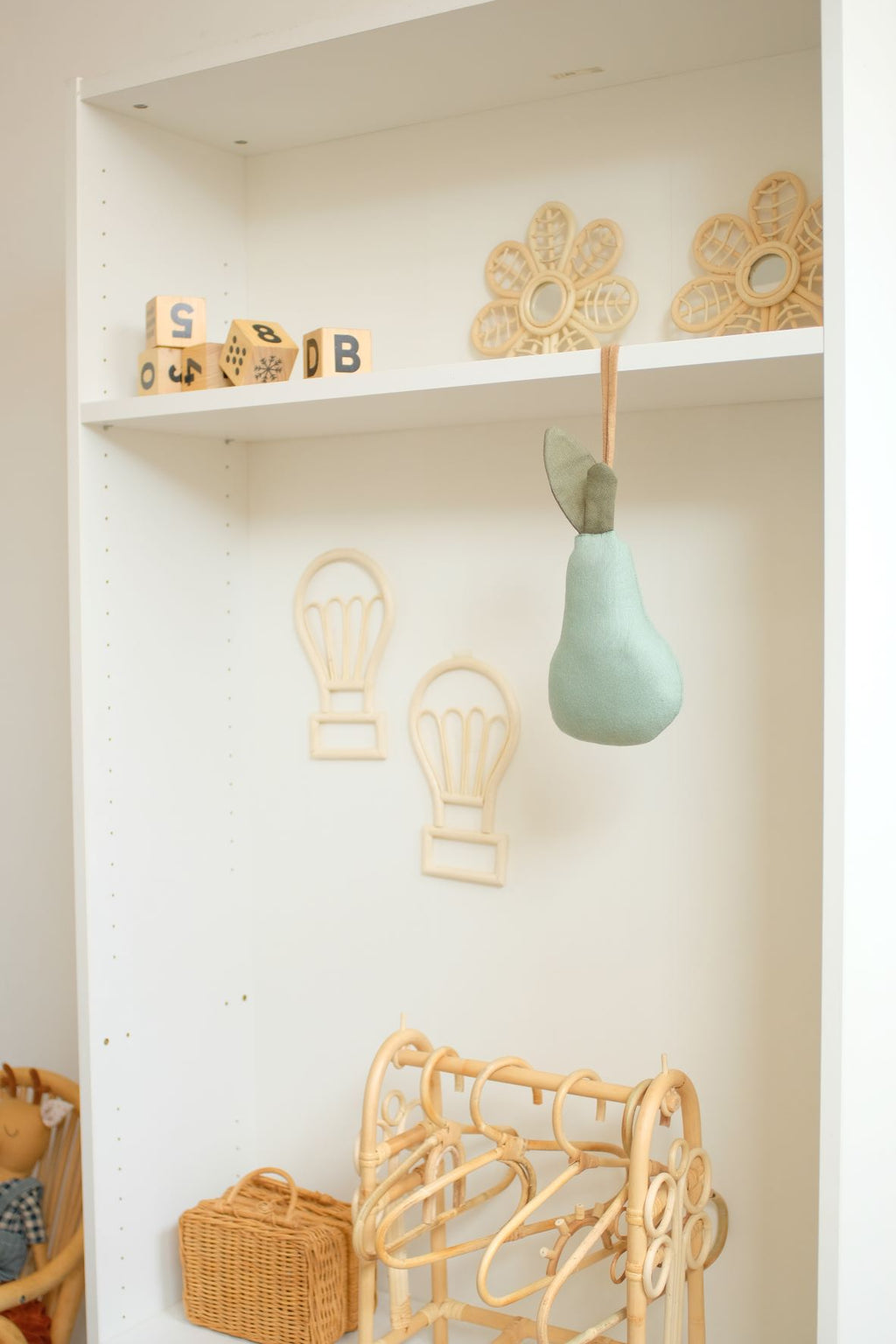 DOLL RATTAN CLOTHES RACK
